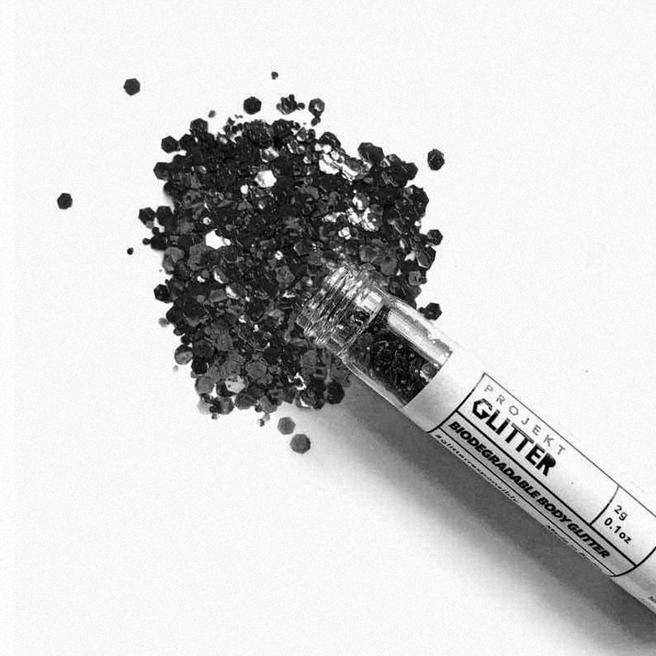 Projekt Glitter - Bio Glitter (excl. GlitterFix) - Chunky Black - www.extraordinaryshit.com