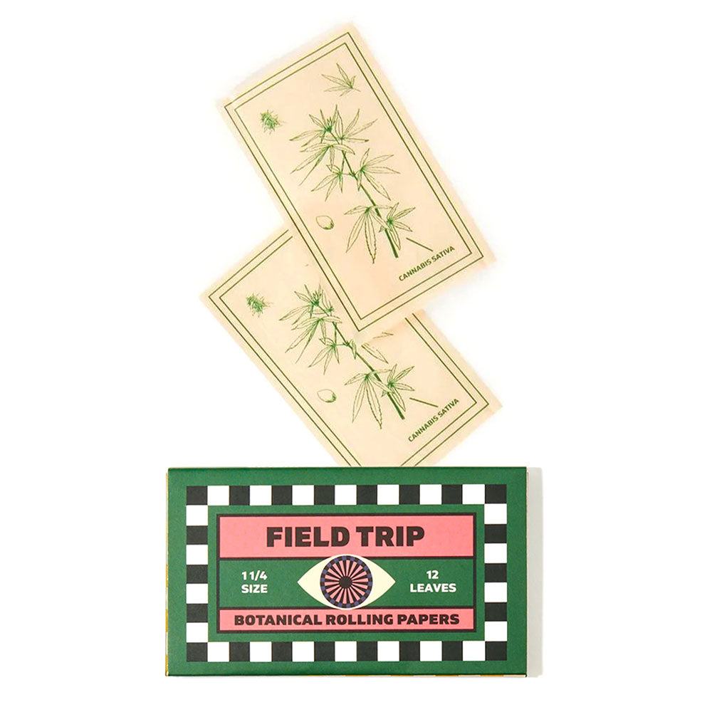 Fielt trip botanical papers bedruckt mit cannabis print. die veganen blättchen aus organischem reispapier. ein premium rauch accessoire von field trip für weed lover.